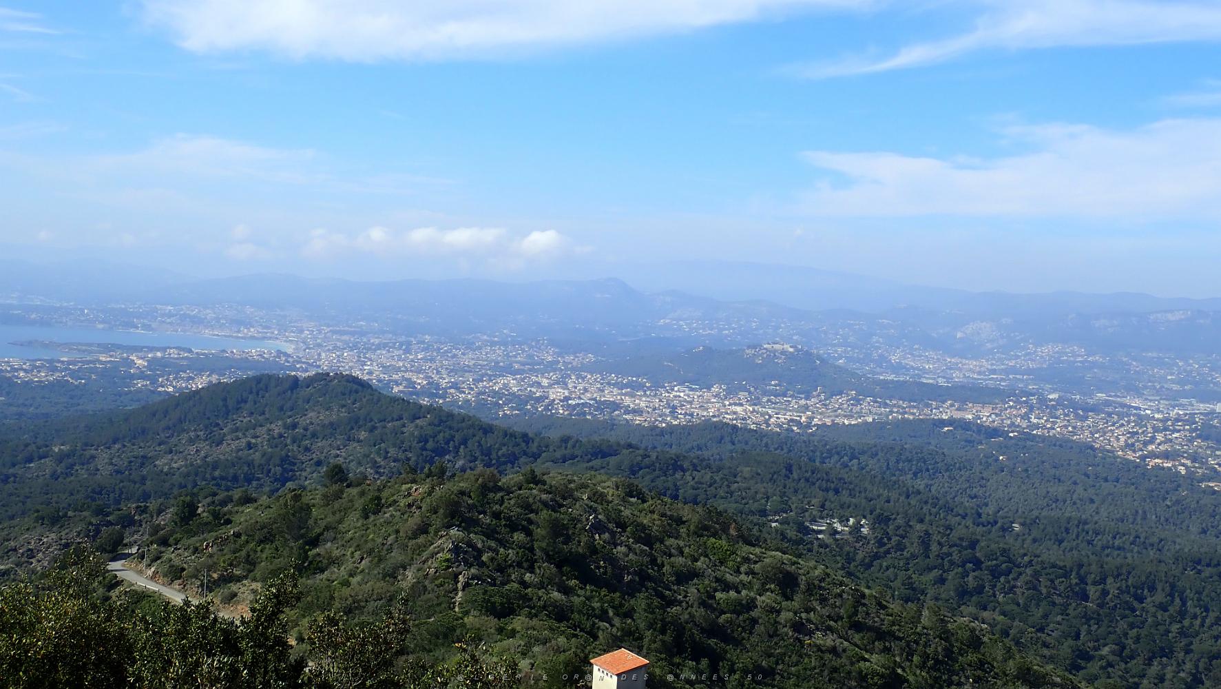 24  Au Lion Le Mont Caumes et Ollioules.JPG